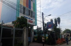 Lao vào trường mầm non đâm liên tiếp vào người vợ rồi tự tử