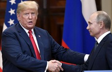 Chưa hết tranh cãi, Tổng thống Trump mời ông Putin đến Mỹ