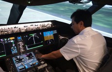 Ngắm tổ hợp buồng lái mô phỏng siêu máy bay A350, Boeing 787 đầu tiên tại Việt Nam