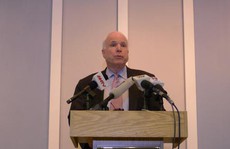 Đại sứ quán Mỹ mở sổ chia buồn Thượng nghị sĩ McCain