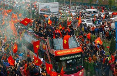 Xem xét dùng xe buýt 2 tầng đón tuyển Olympic Việt Nam