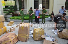 Rao bán súng sát thương qua mạng, chuyển qua bưu điện
