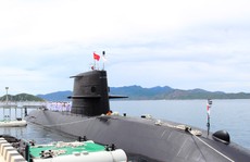 Tàu ngầm Kuroshio Nhật Bản thăm Cam Ranh
