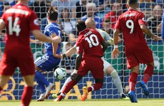 Thắng 2 bàn, Chelsea và Liverpool đua ngôi đầu Ngoại hạng