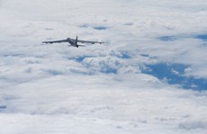 Mỹ điều máy bay ném bom B-52 qua biển Đông