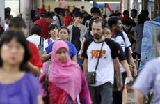 Ngân sách dư dả, Singapore thưởng tiền 2,8 triệu người dân