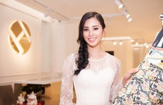 Hoa hậu Trần Tiểu Vy dự sự kiện tại Pháp
