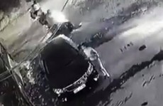 Camera ghi hình 'quý bà' cào xước xe Camry báo giá sửa 24 triệu đồng