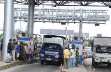 Tài xế phản ứng, đòi dời Trạm thu phí T2 trên Quốc lộ 91