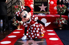 Sau 90 năm chờ đợi, 'bạn gái' chuột Mickey được nhận sao