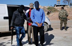 Nan giải số phận tù binh IS ở Syria