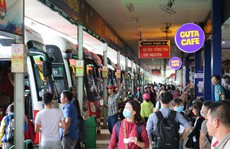 Chưa Tết, giá vé xe đã tăng vọt