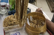 Công an Quảng Nam tìm người sở hữu 230 lượng vàng