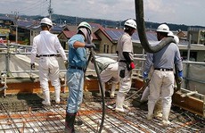 Lao động 'chui' ở nước ngoài: Khốn khổ nơi xứ người