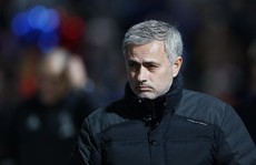 Mourinho dùng “quá khứ huy hoàng” đáp trả chỉ trích
