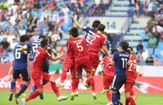 Việt Nam là đội đầu tiên hưởng lợi khi công nghệ VAR hủy bàn thắng của Nhật Bản