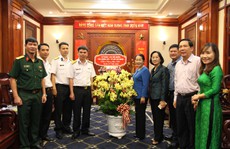 Lãnh đạo TP HCM tiếp Lữ đoàn 189 Hải quân đến thăm và chúc Tết