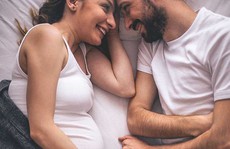 'Yêu' khi mang thai như thế nào cho an toàn?