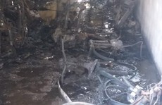 Cháy xưởng may, hơn 100 công nhân chạy thoát thân, 40 xe đạp điện và xe máy bị thiêu rụi