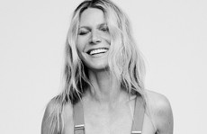 Minh tinh Gwyneth Paltrow bán khỏa thân trên tạp chí