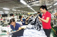 Tăng giờ làm thêm và tuổi hưu sẽ gây nhiều hệ lụy