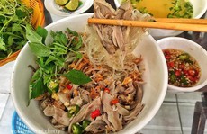 Bún mắm lòng và loạt món ăn ngon không thể bỏ qua ở Đà Nẵng
