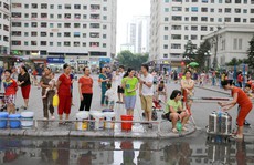 Sau sự cố nguồn nước nhiễm dầu, Công ty nước sạch Sông Đà lần đầu tiên xin lỗi dân