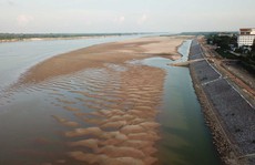 Khi sông Mekong thiếu... nước