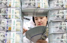 Các siêu cường đe dọa vị thế đồng USD