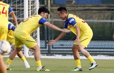 HLV Park Hang-seo gạch tên 9 cầu thủ, có cả Mạc Hồng Quân, Lương Xuân Trường