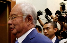 Cựu thủ tướng Malaysia phải trả lời liên quan đến 42 triệu RM