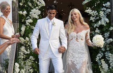 'Thiên thần nội y' Devon Windsor lên xe hoa
