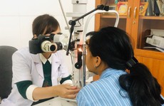 Mắt bé gái 13 tuổi mất thị lực vì tiêm filler nâng mũi giá 2 triệu đồng có dấu hiệu cải thiện
