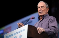 Tỉ phú Bloomberg: Tôi nhìn vào gương và tự nhủ không thể để ông Trump tái đắc cử