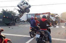 CLIP:  Tai nạn ôtô hãi hùng ở thị xã Bến Cát, tỉnh Bình Dương