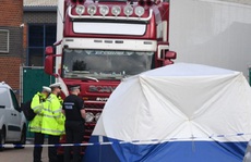 39 người chết ở Anh: Tạo điều kiện tối đa cho người thân nạn nhân tới sân bay làm thủ tục tiếp nhận