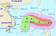 Siêu bão Kammuri giật cấp 17 đang tiến nhanh vào Biển Đông