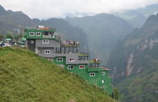 Mã Pì Lèng Panorama hoạt động lại: Chủ nhà hàng 'nhờn luật' !