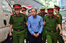 Nguyên Phó chủ tịch UBND TP HCM  Nguyễn Hữu Tín lãnh 7 năm tù