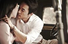 Muộn con, chồng qua lại với người cũ Muộn con, chồng qua lại với người cũ