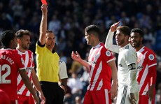 Real Madrid thua sốc, 'hung thần' Ramos lập kỷ lục tệ hại