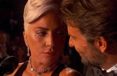 Lady Gaga và Bradley Cooper vướng 'nghi án' phim giả tình thật