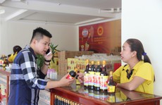 Phải trả lại tên cho nước mắm truyền thống!
