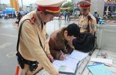 Thông báo vi phạm giao thông về nơi cư trú có đúng luật?