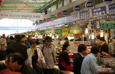 Khám phá ẩm thực tại ngôi chợ cổ nhất Seoul