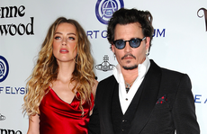 “Cướp biển” Johnny Depp bị vợ cũ tố là “quái vật” bạo hành