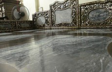 Truy tìm lai lịch chiếc giường cổ giá bạc tỉ ở Nam Định
