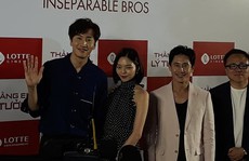'Hươu cao cổ' Lee Kwang Soo rạng rỡ tại TP HCM