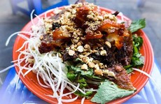 Vòng quanh phố cổ nếm món ngon khó cưỡng của Hà thành