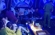 Cà Mau: Gần 100 người dùng ma túy tại quán karaoke